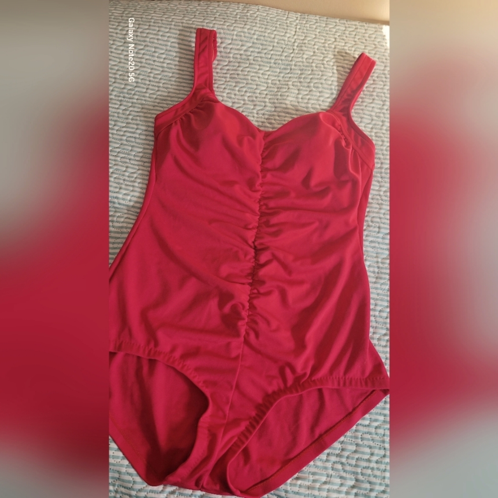 MAXINE HOT PINK ONE PIECE  SWIM BATHING SUIT SIZE 18